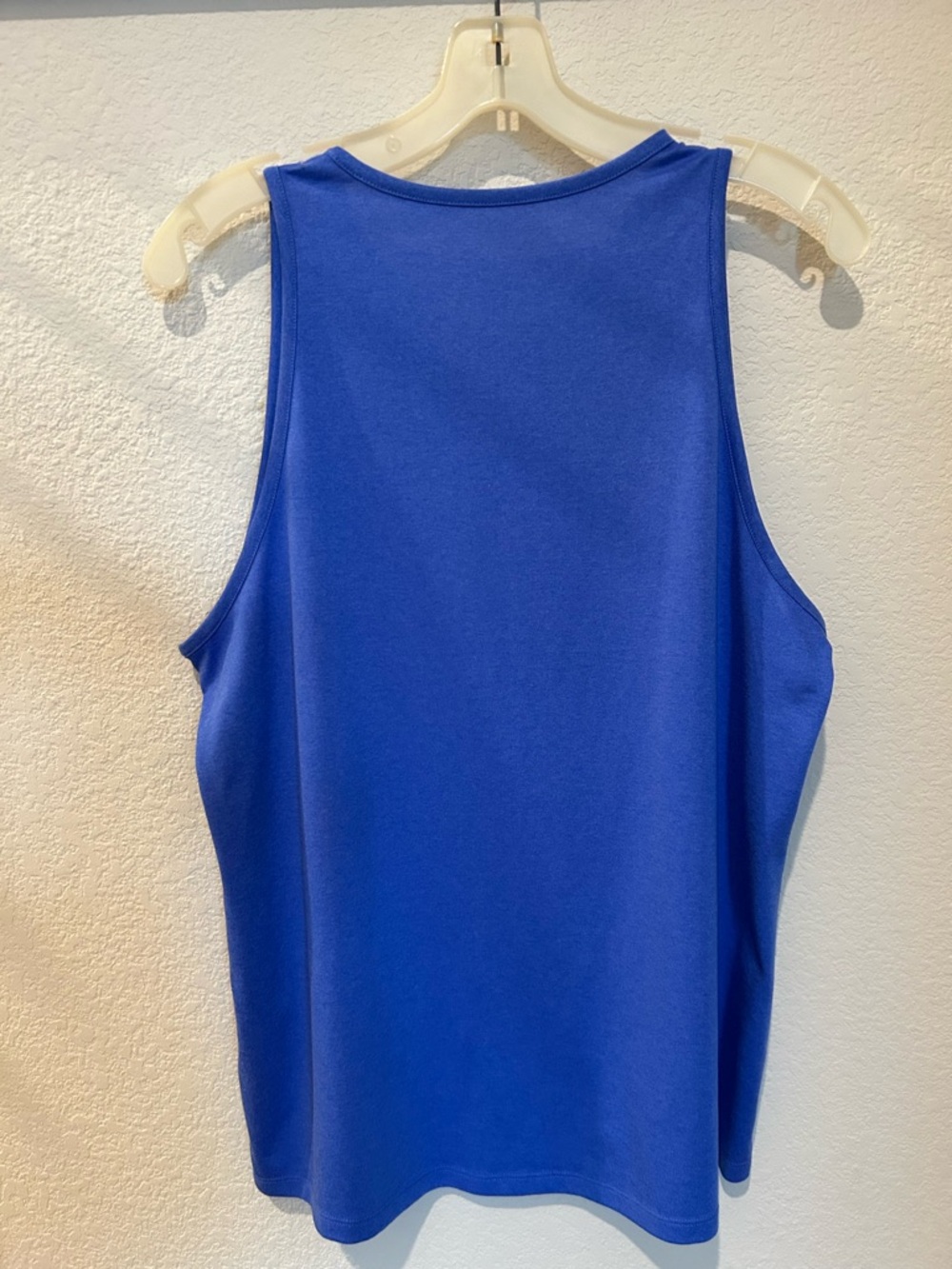 Nike Women’s Dry Fit Tank Top in size Large
Bright blue - Picture 2 of 5